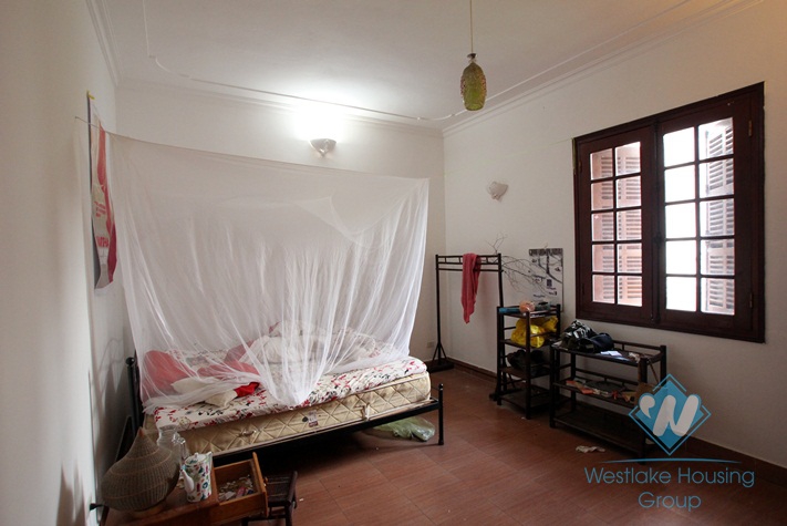 Nice house with big yard for lease in Dang Thai Mai st, Tay Ho, Ha Noi